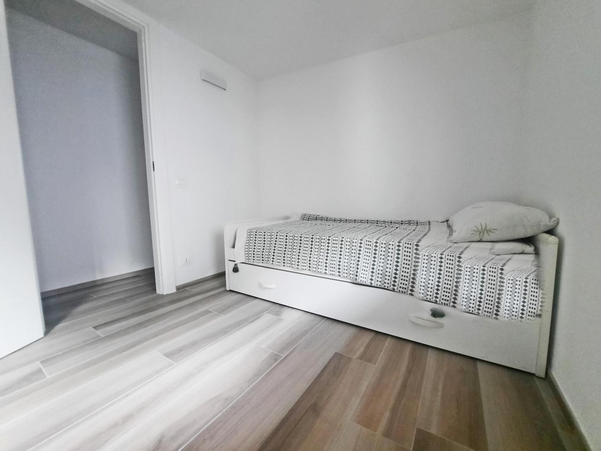 Smiley House Villa Сан Феличе дел Бенако Екстериор снимка